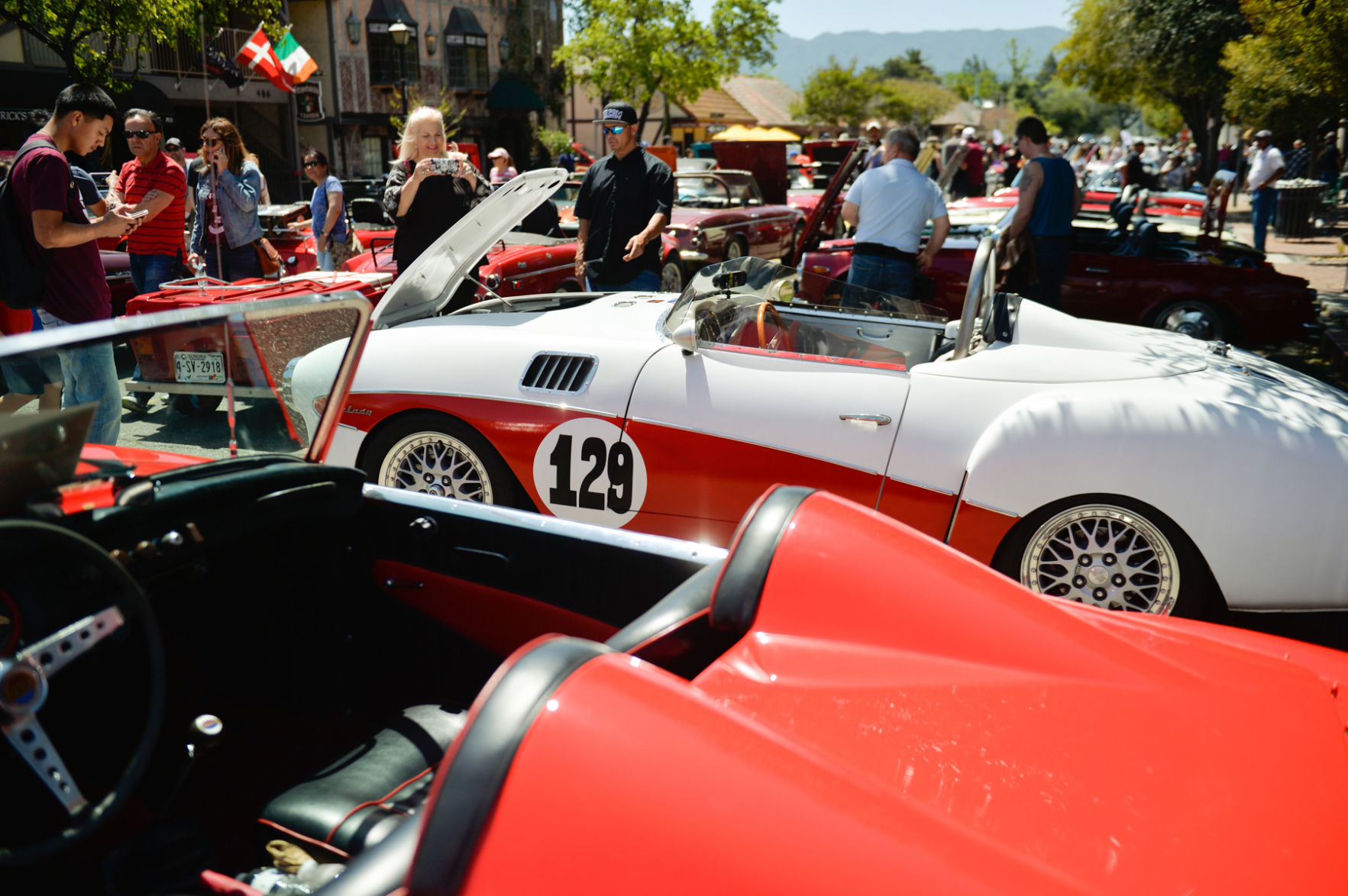 050318-syv-news-datsuns-invade-18.jpg